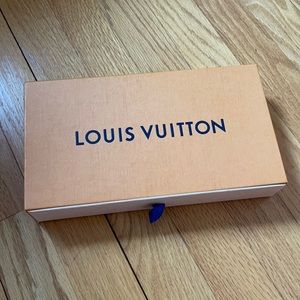 Louis Vuitton box